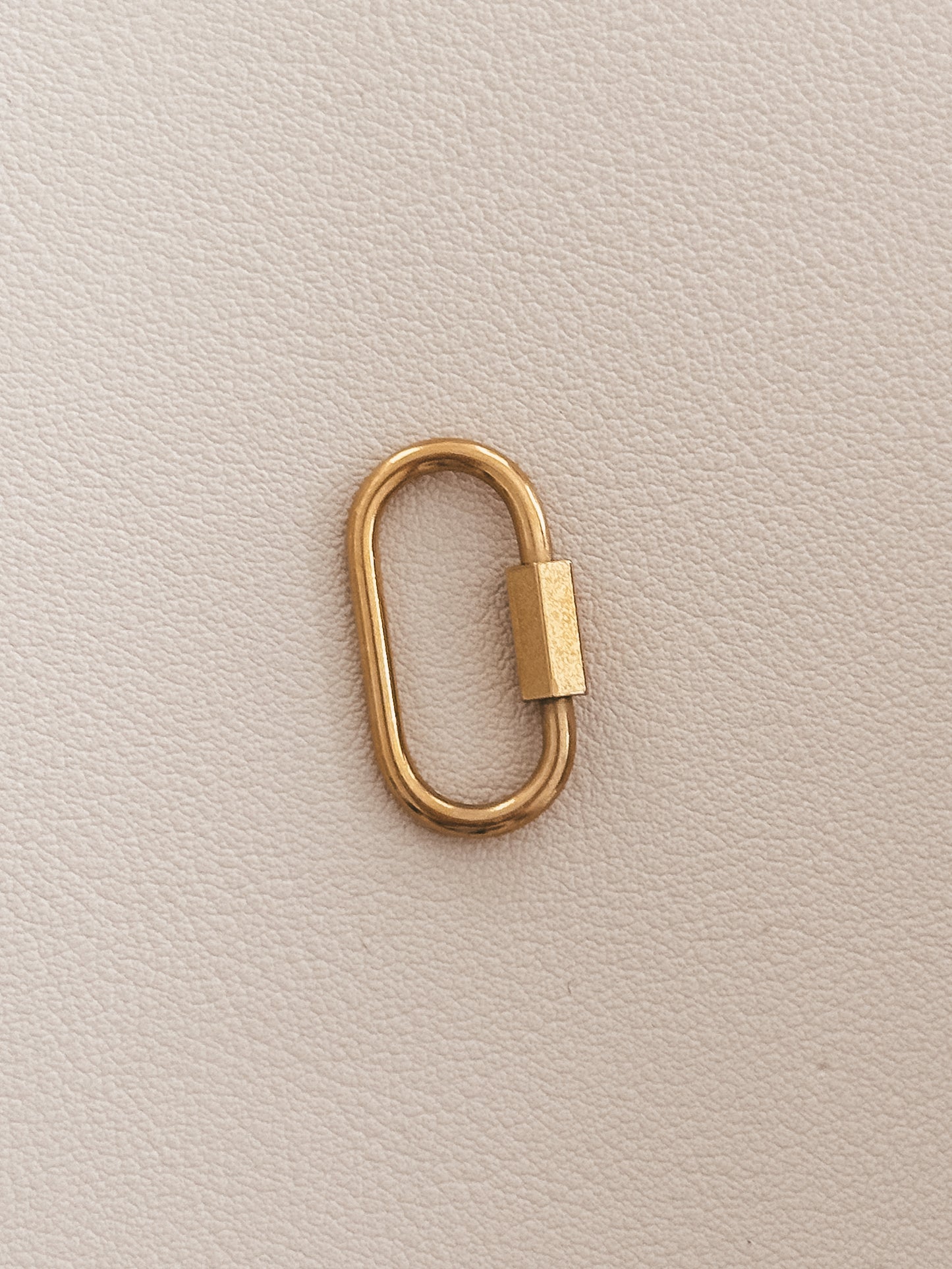 Carabiner Link for Ring Stacking