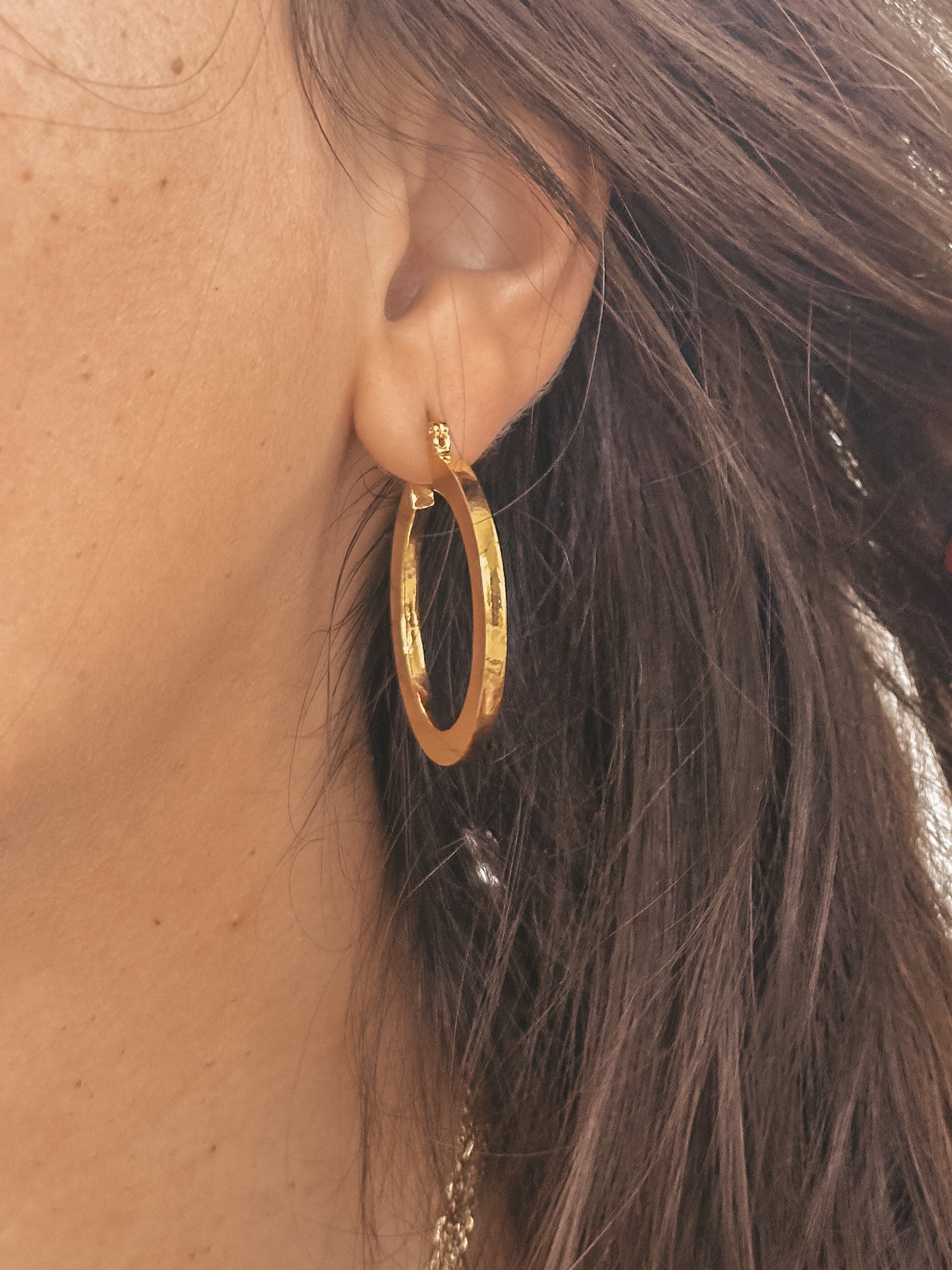Henna- Flat Hoop