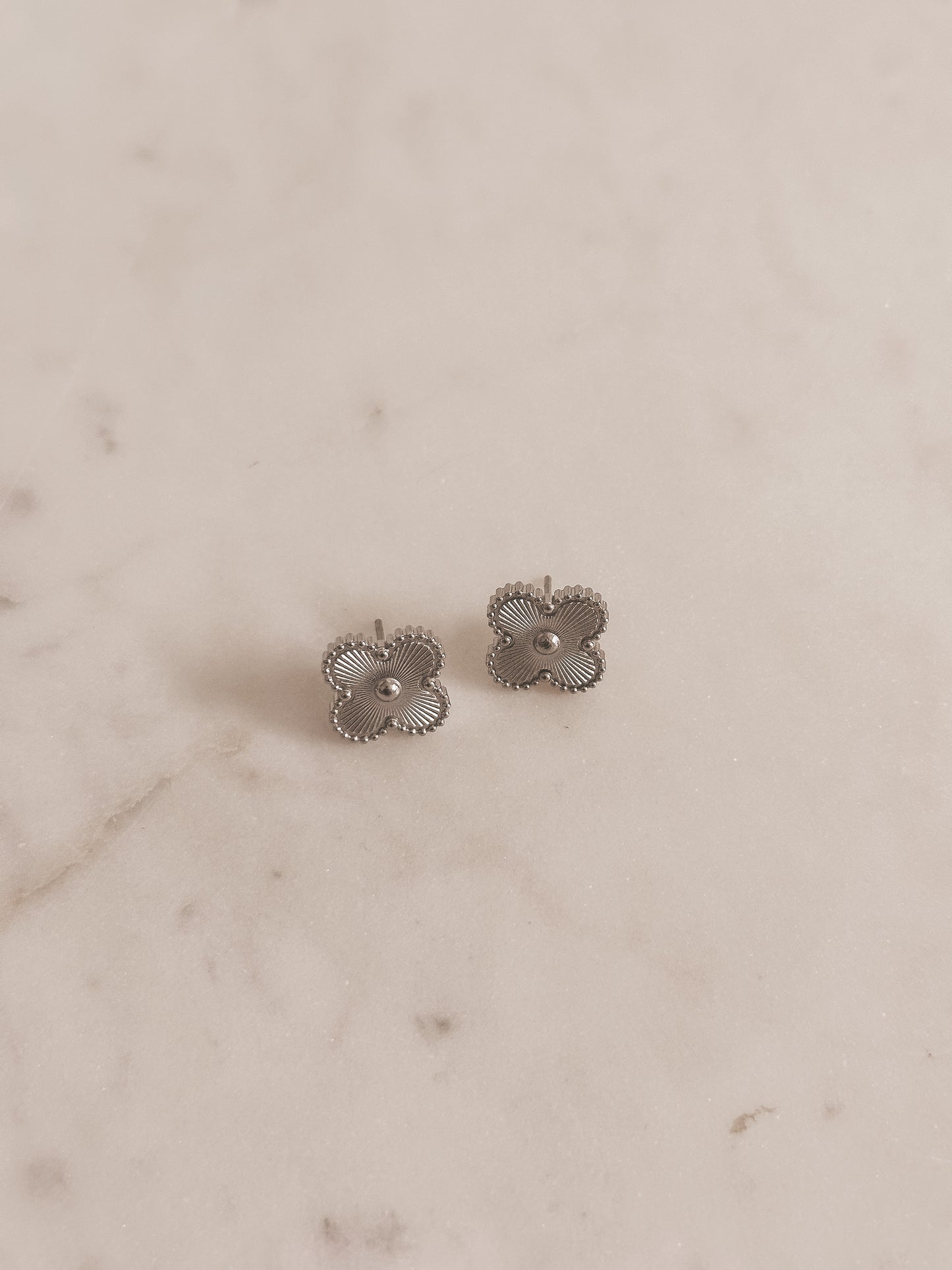 Clover Studs - Silver