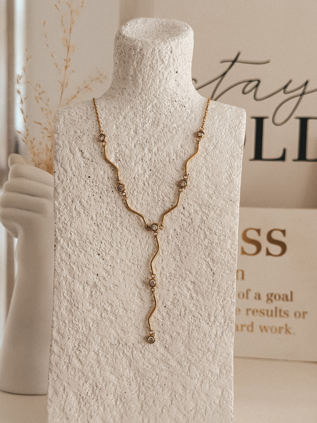 Matilde Lariat