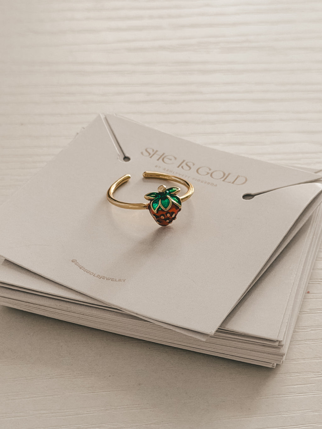 Strawberry Ring