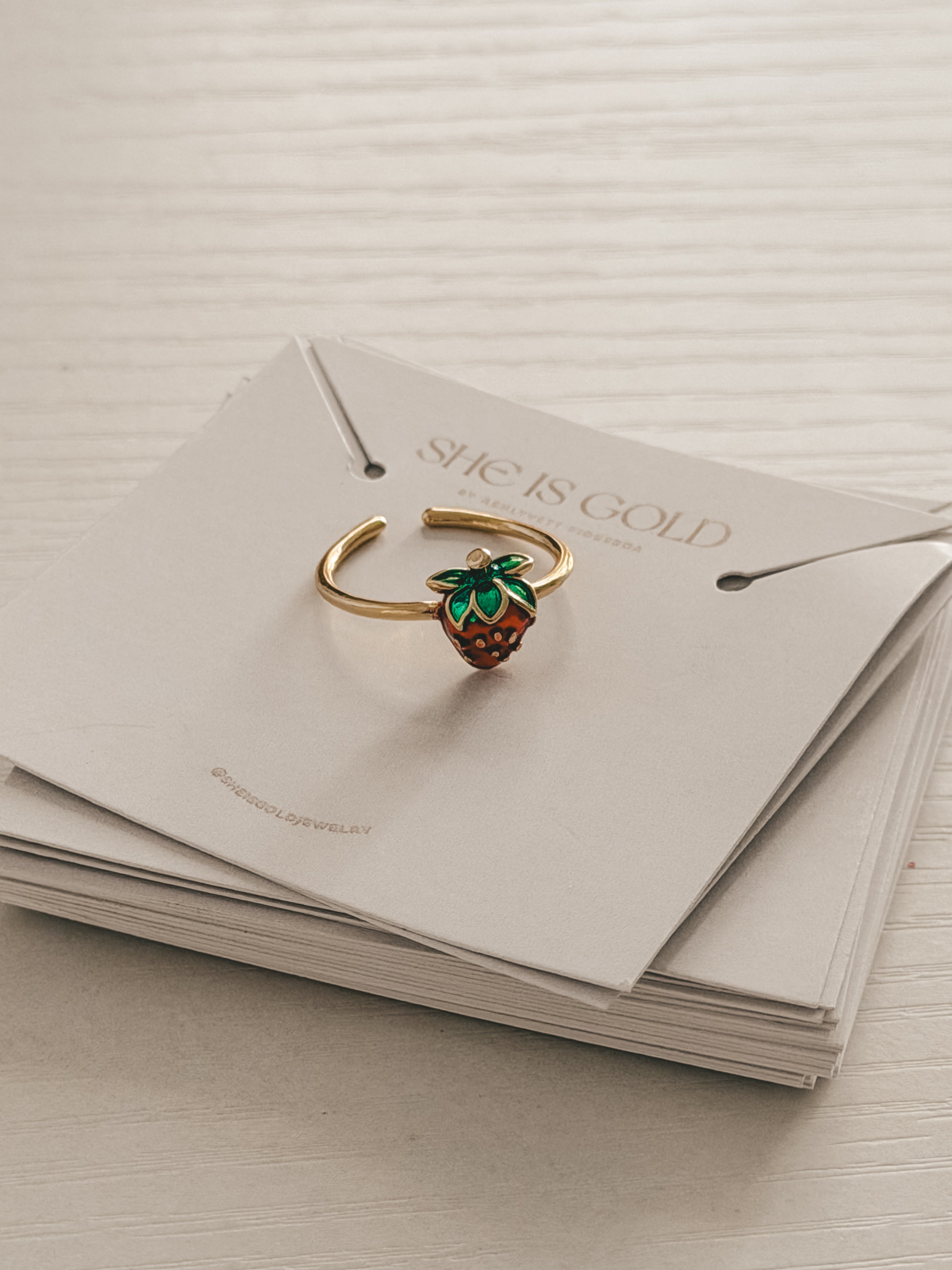 Strawberry Ring