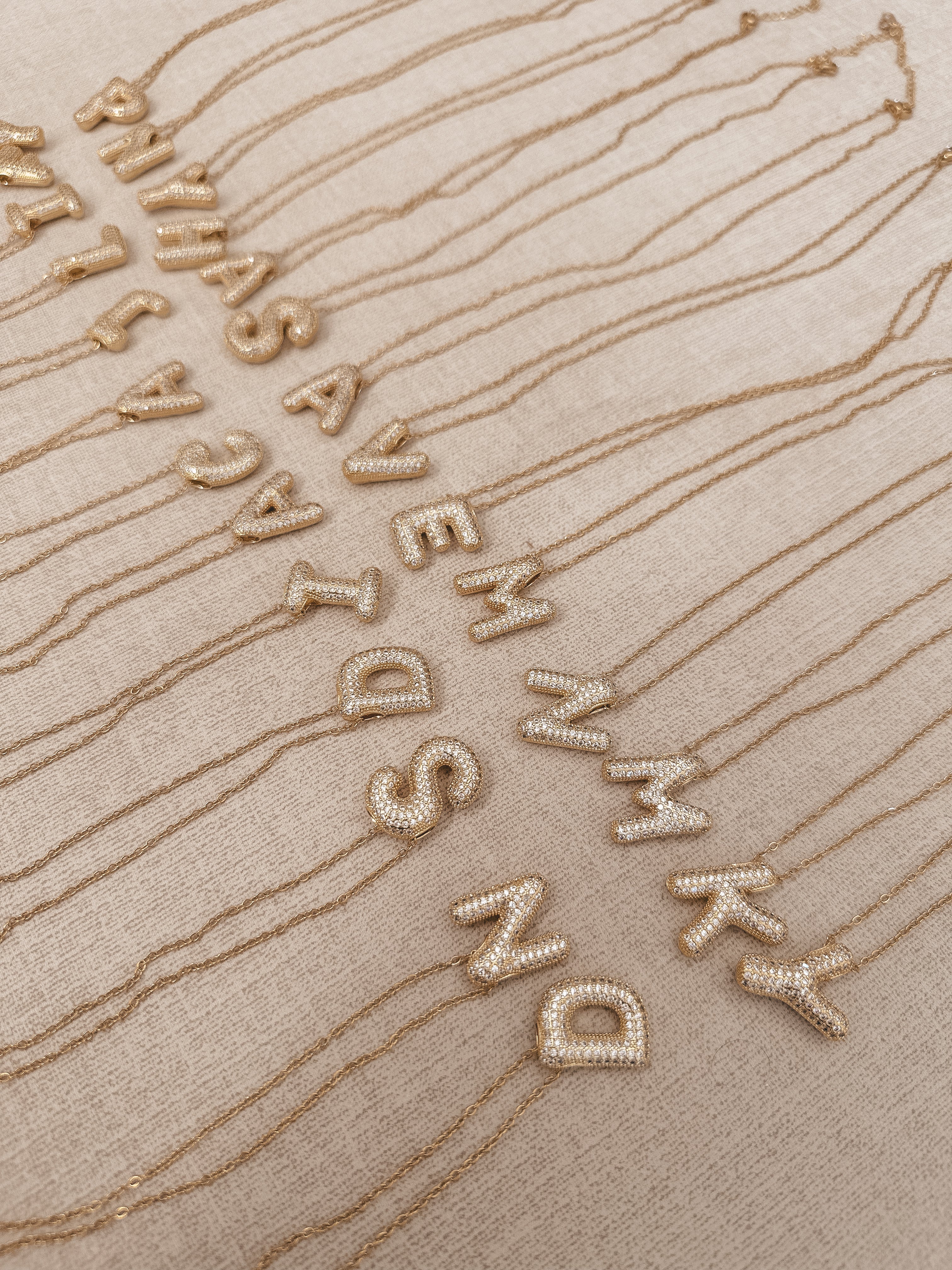 Bubble Initial Necklace | 𝑷𝒓𝒆-𝒐𝒓𝒅𝒆𝒓
