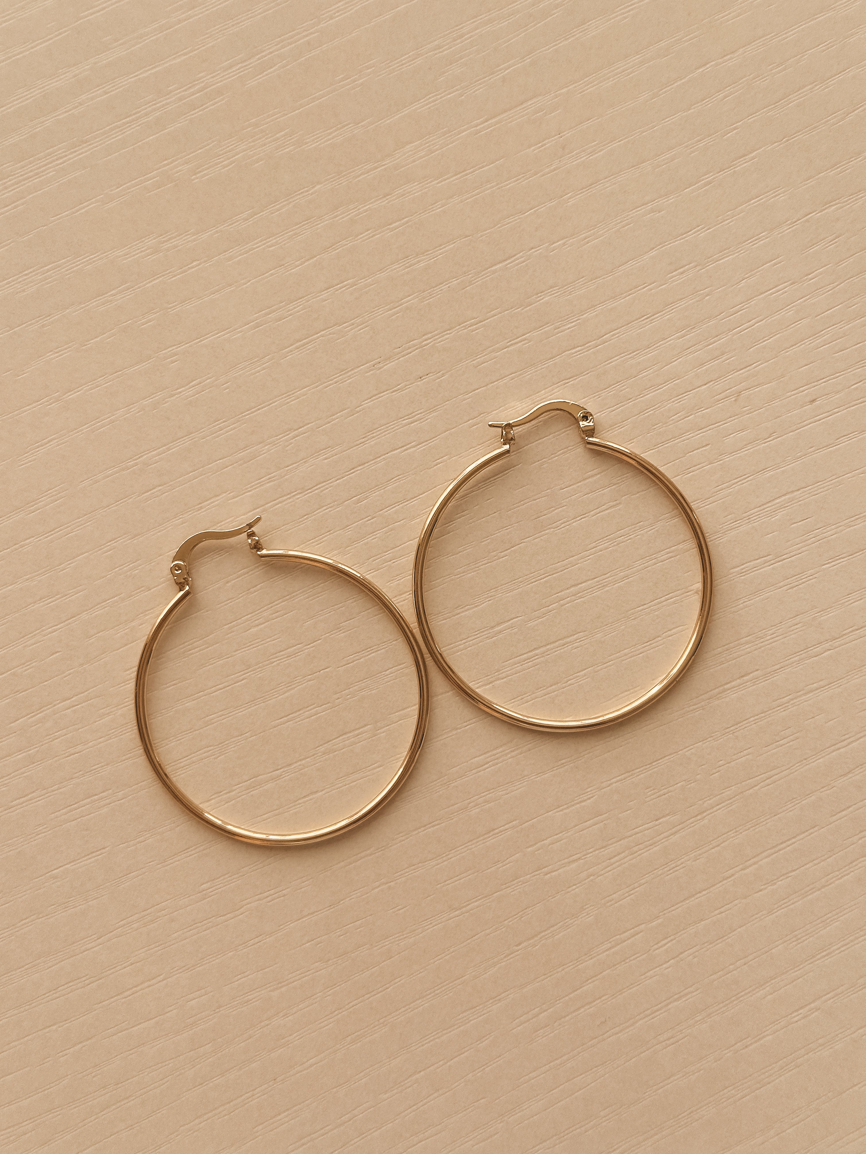 Alera Hoops