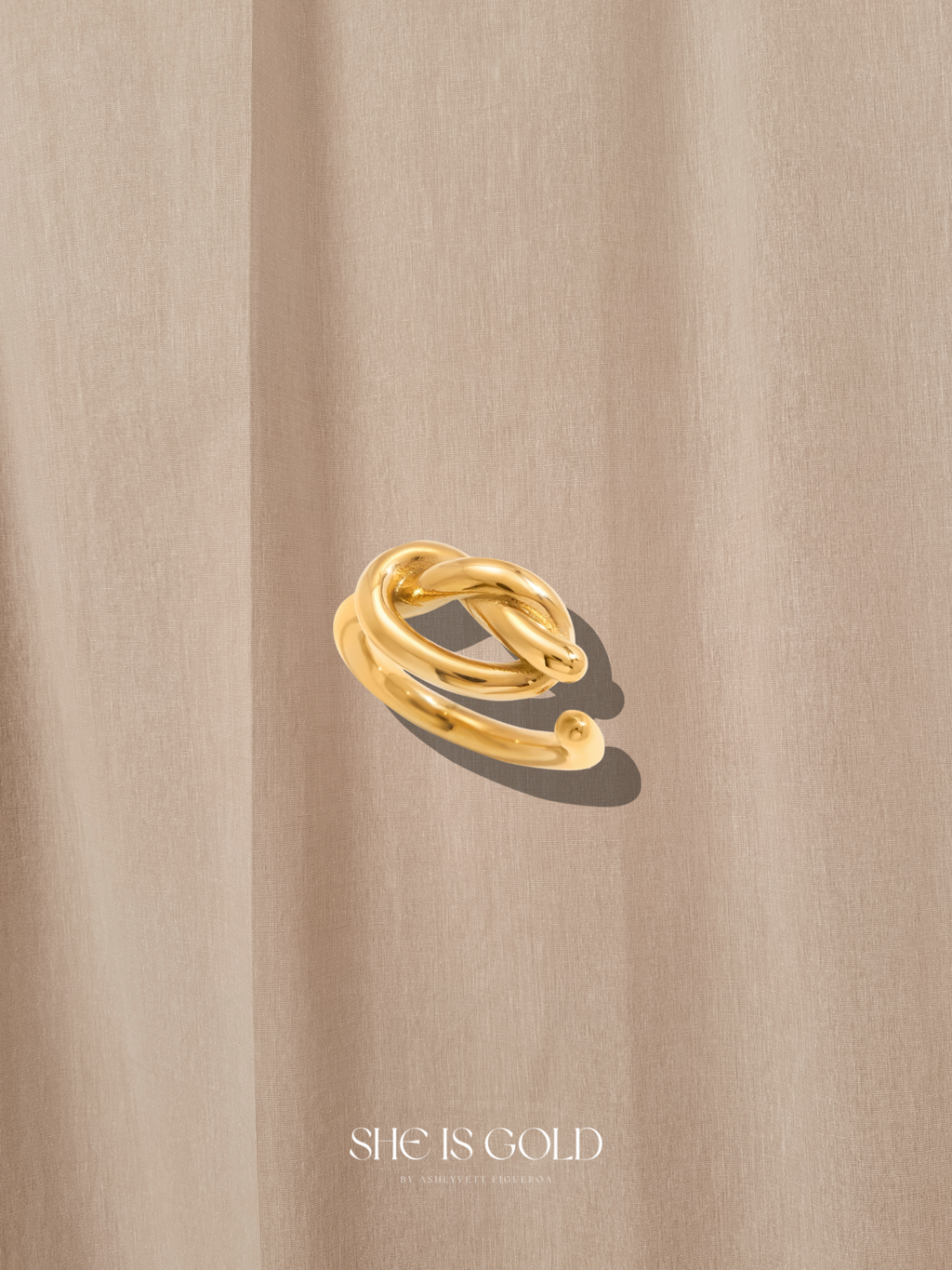 Britney Ring