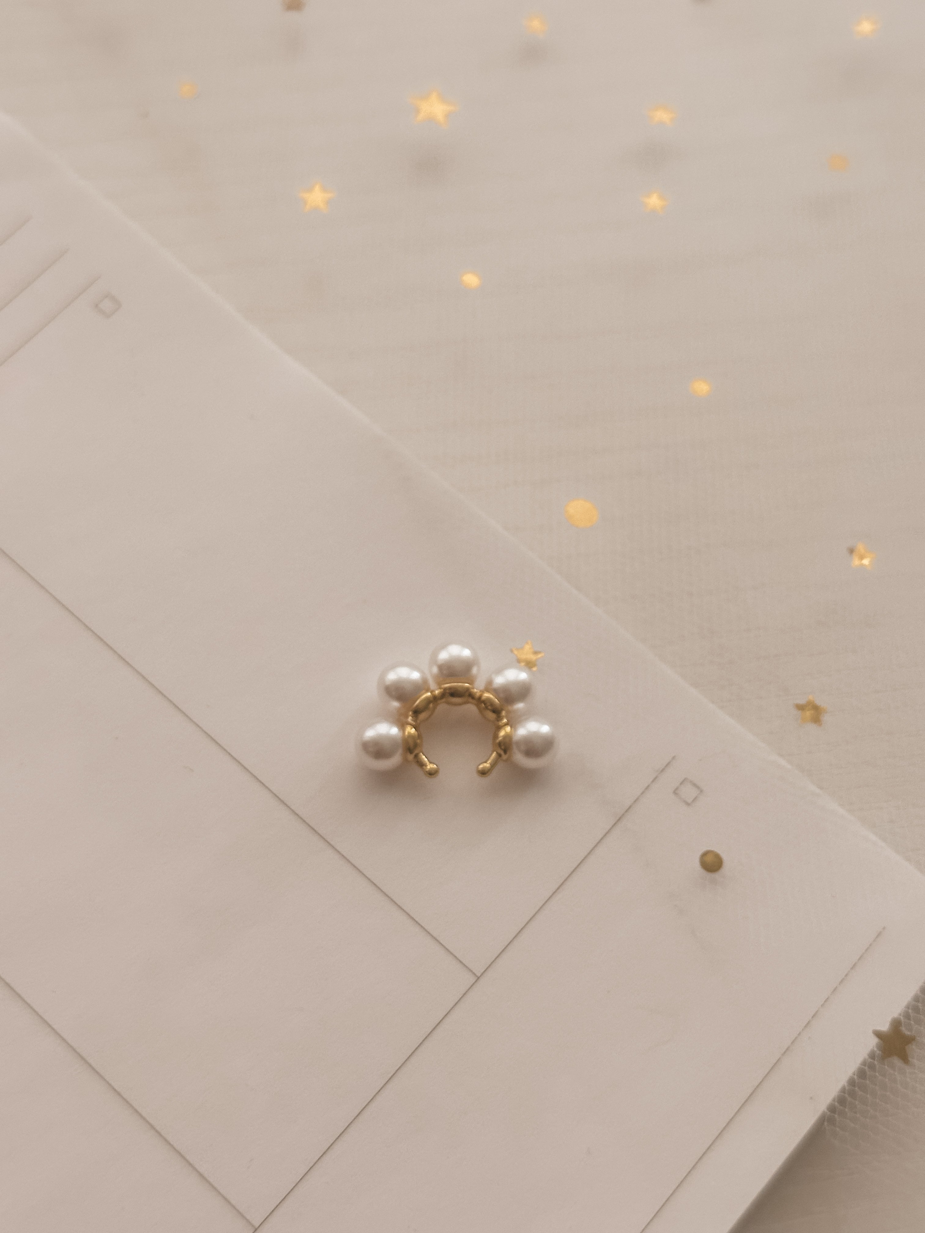 Cristy Pearl Ear Cuff