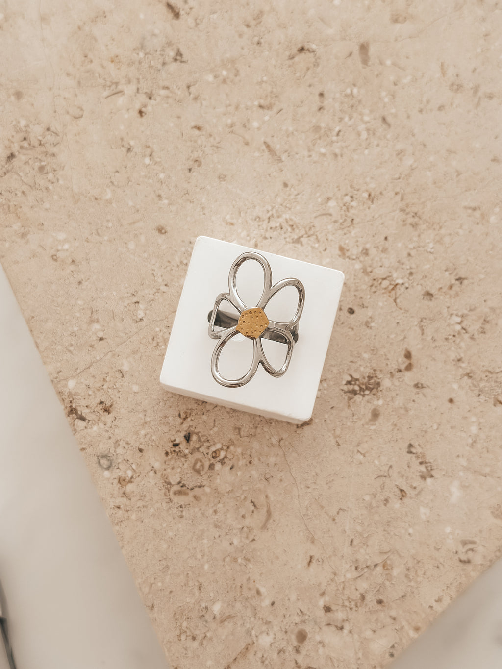 The Flower Ring