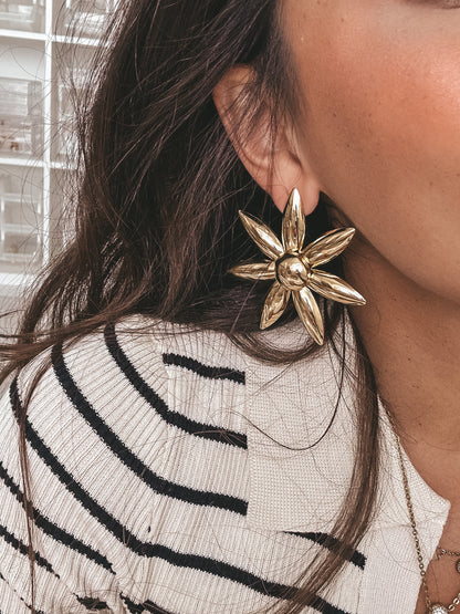 Margarita Flower Stud