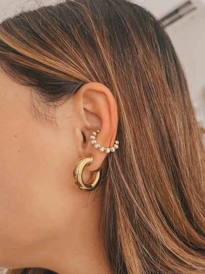 Dana Pearl Ear Cuff