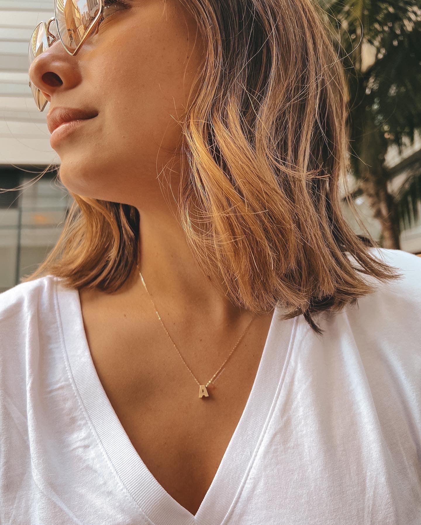 Collar con inicial de oro, oro macizo de 14 k